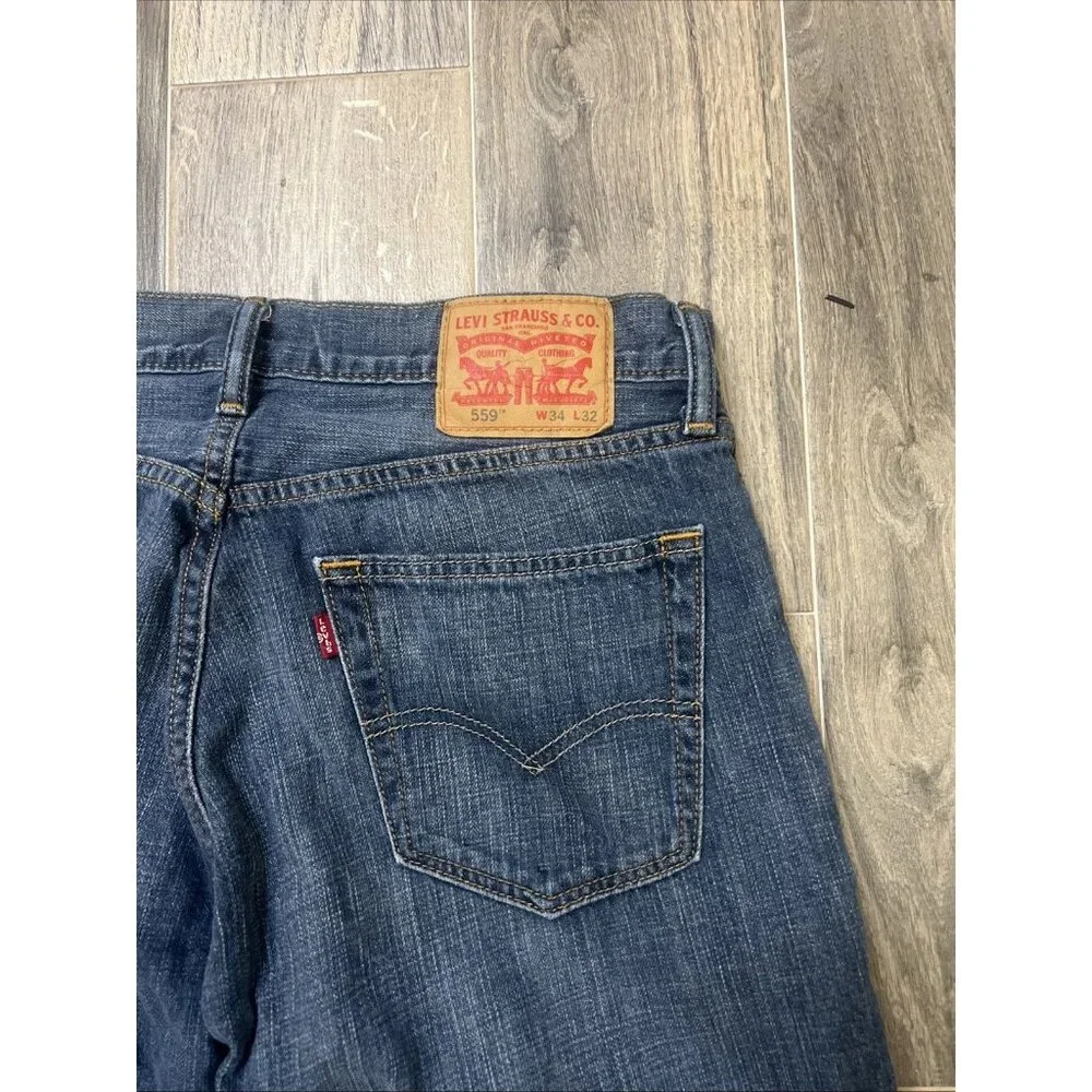 Levi's 559 Relaxed Straight Fit 34X32 Men’s Medium Wash Jeans